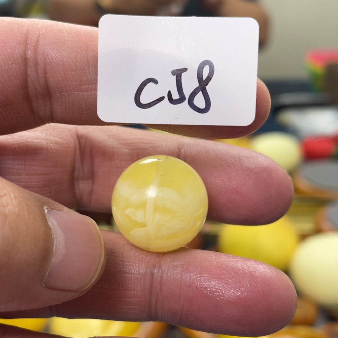 手链琥珀未镶嵌多样性发，发其中一件