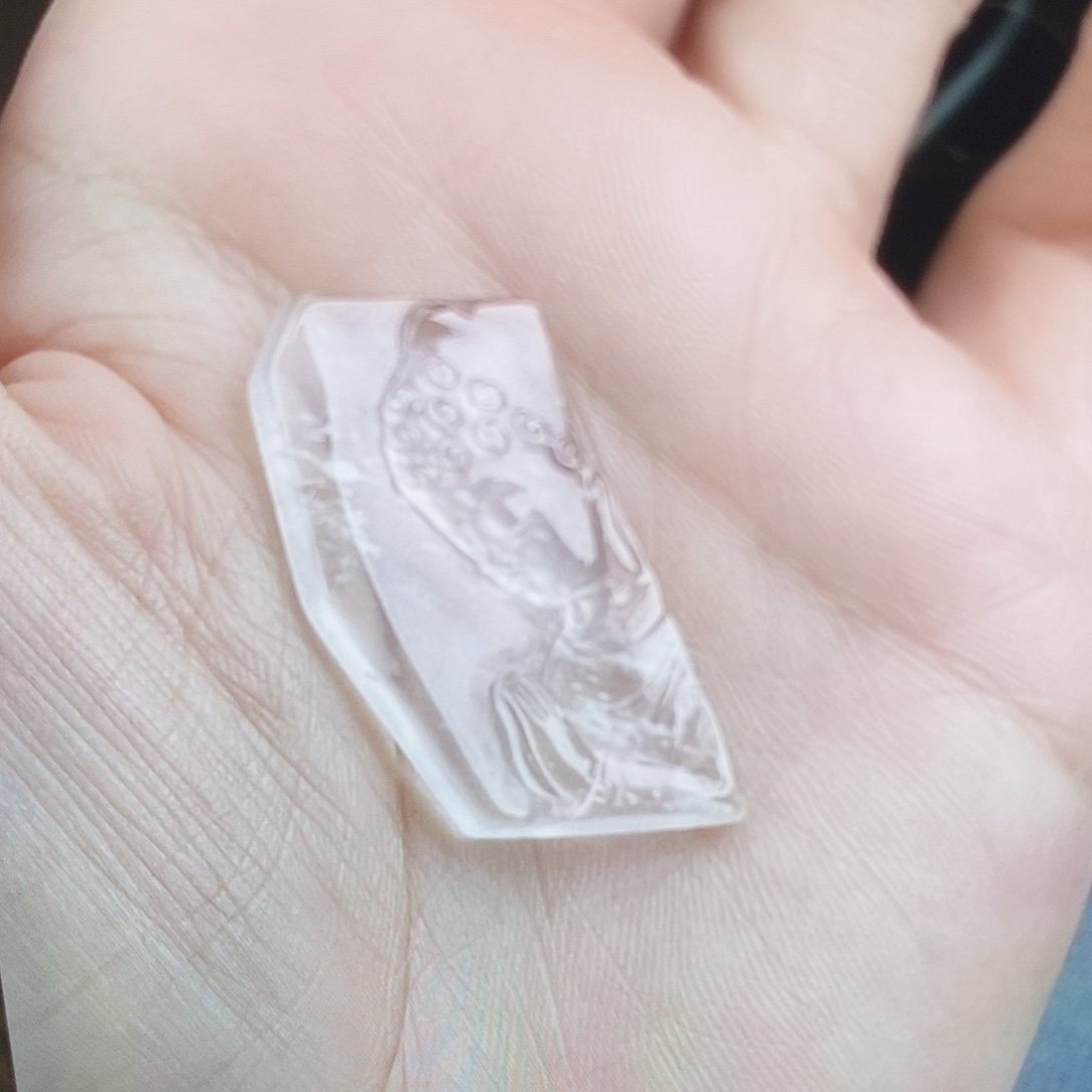 石英质玉未镶嵌颈饰