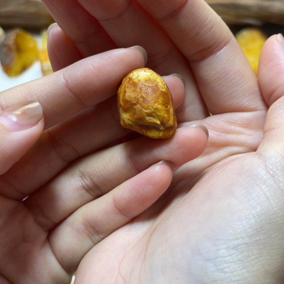 定制琥珀天然琥珀