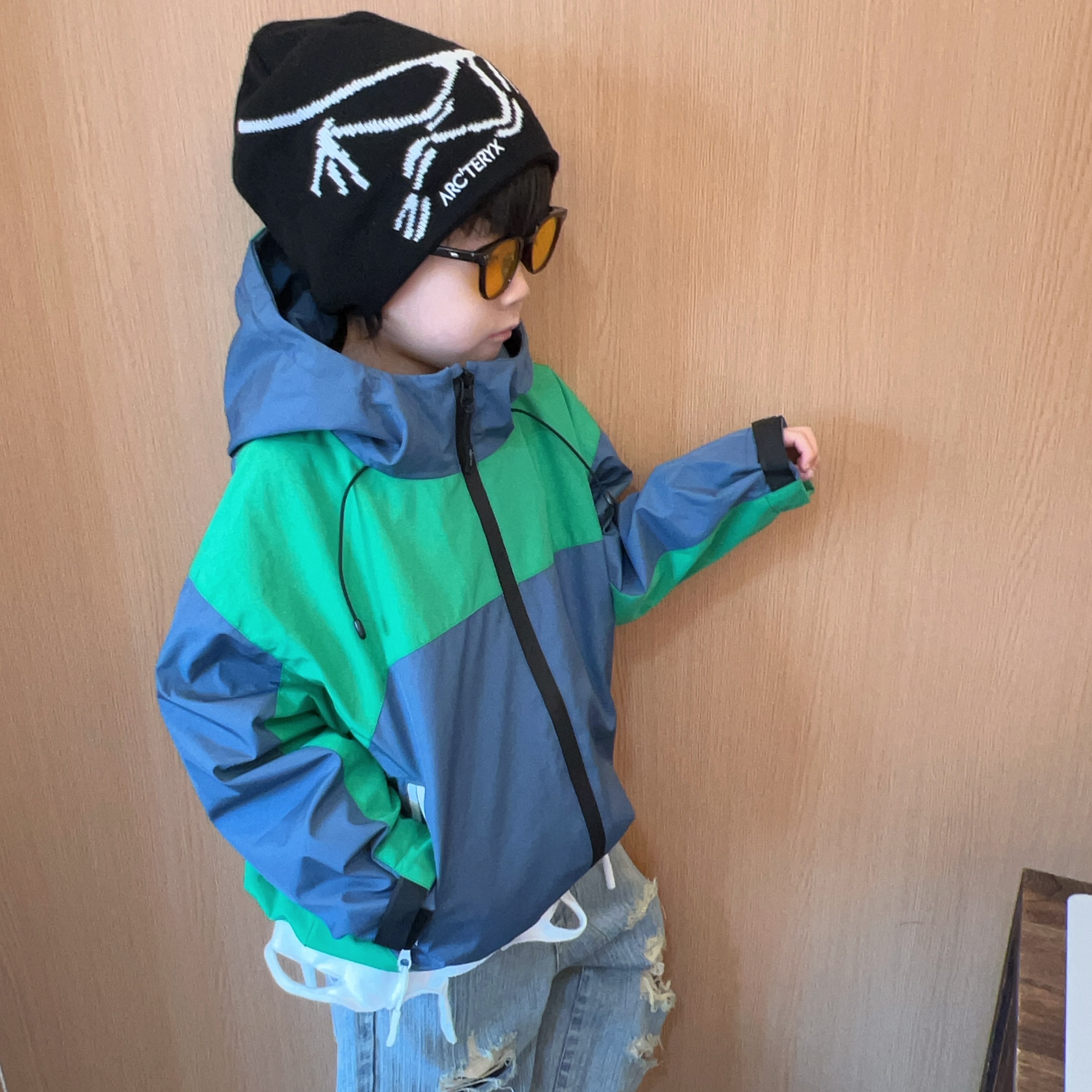 现    令佳童装儿童春秋拼色休闲连帽韩版拼接洋气软壳冲锋衣2501