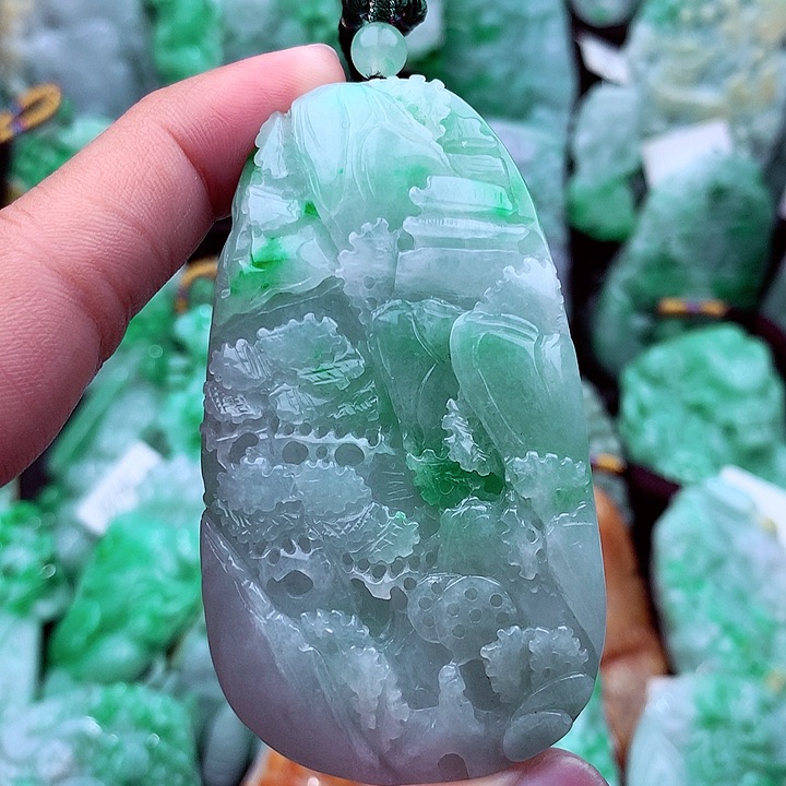 翡翠吊坠(不含链)未镶嵌