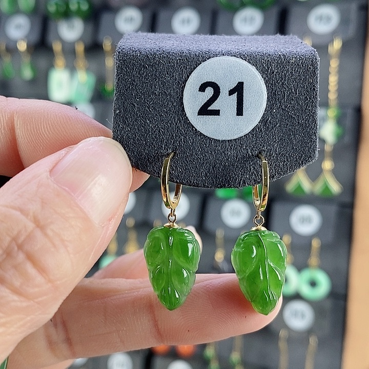 和田玉耳饰18K金镶嵌