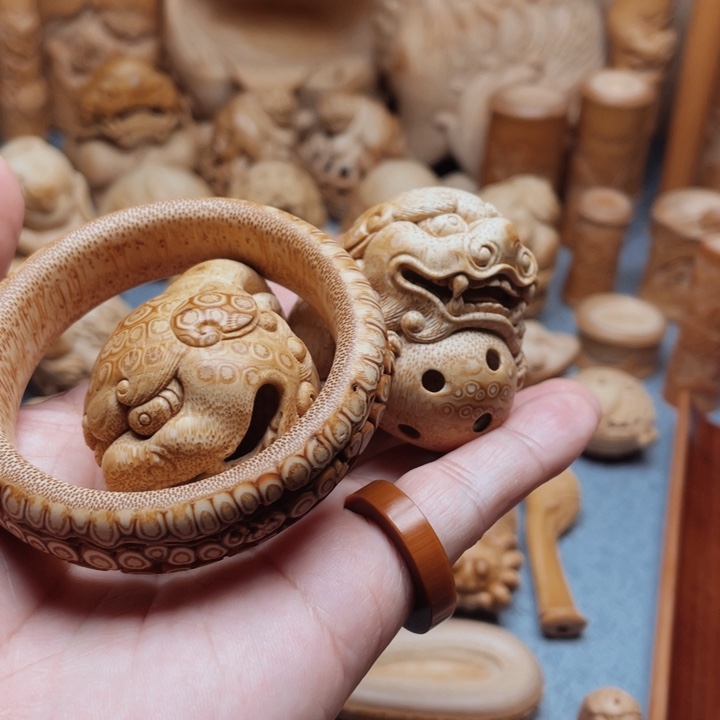 竹倒***空竹根雕手把件三个