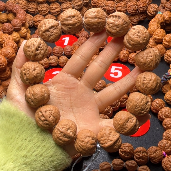 文玩核桃吊坠一道筋白茬