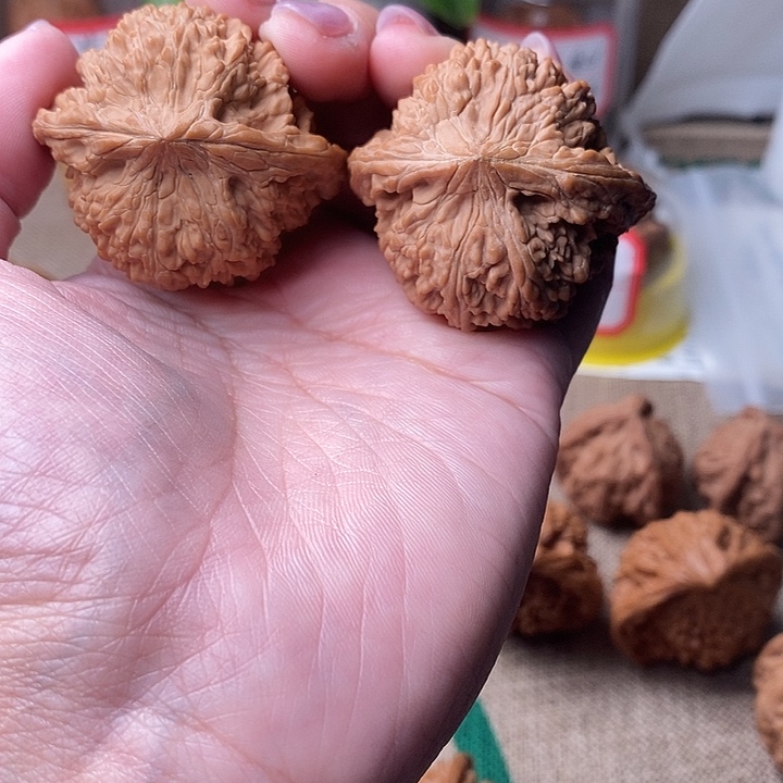 文玩核桃吊坠满天星