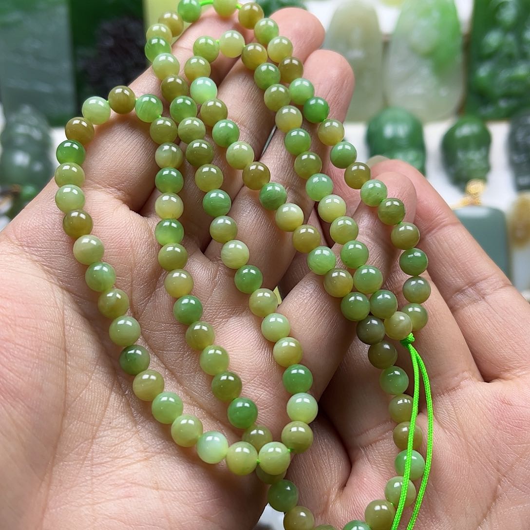 和田玉挂件项链未镶嵌