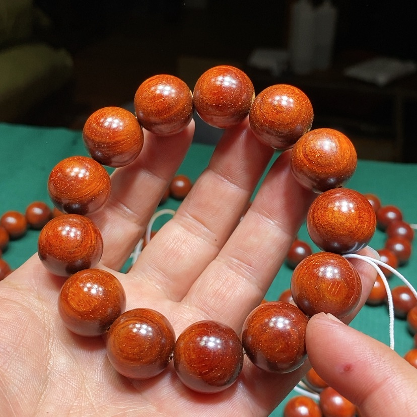 【闪购商品】檀香紫檀（小叶紫檀）多样性发其一1.8毕业金龙