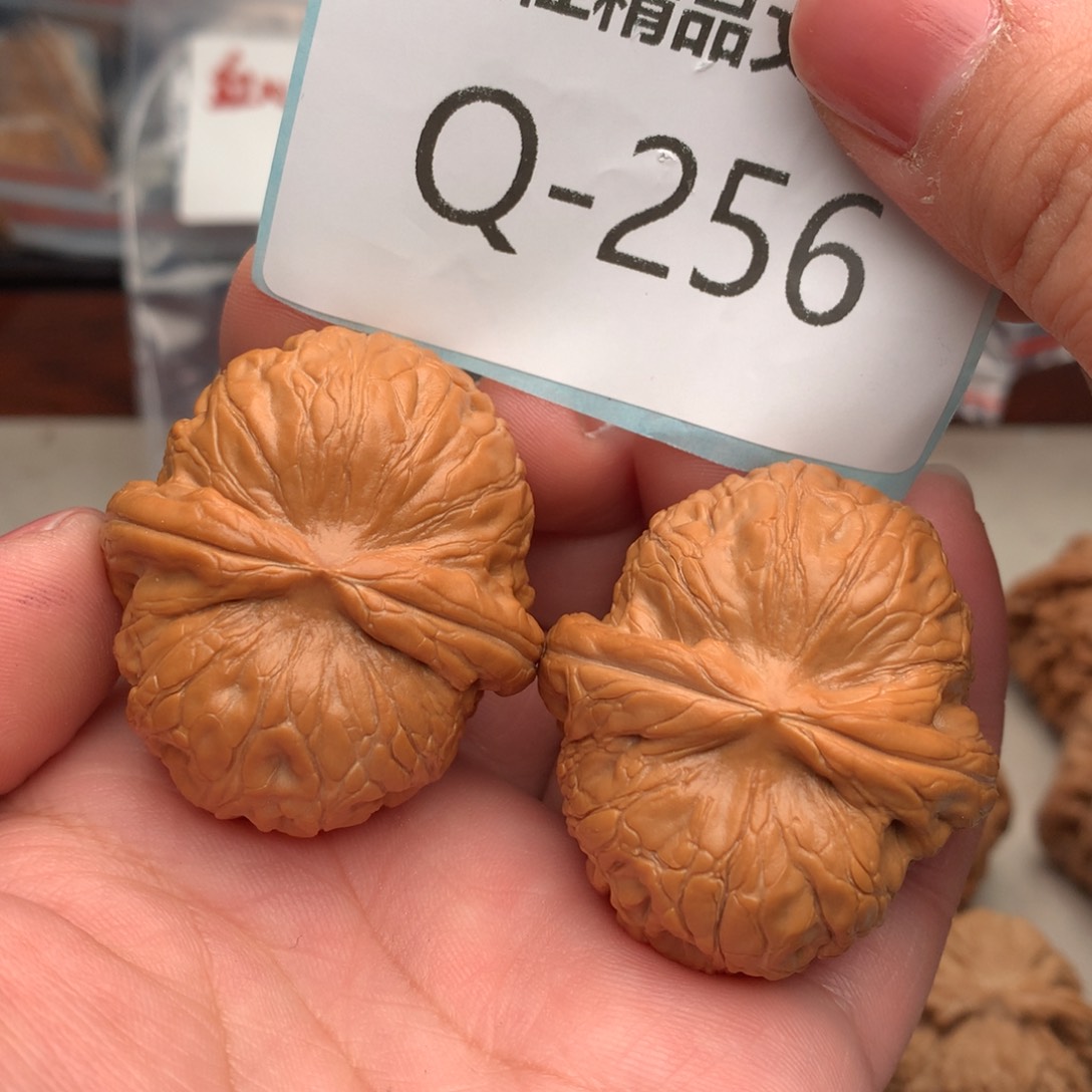 文玩核桃把件43元宝………..