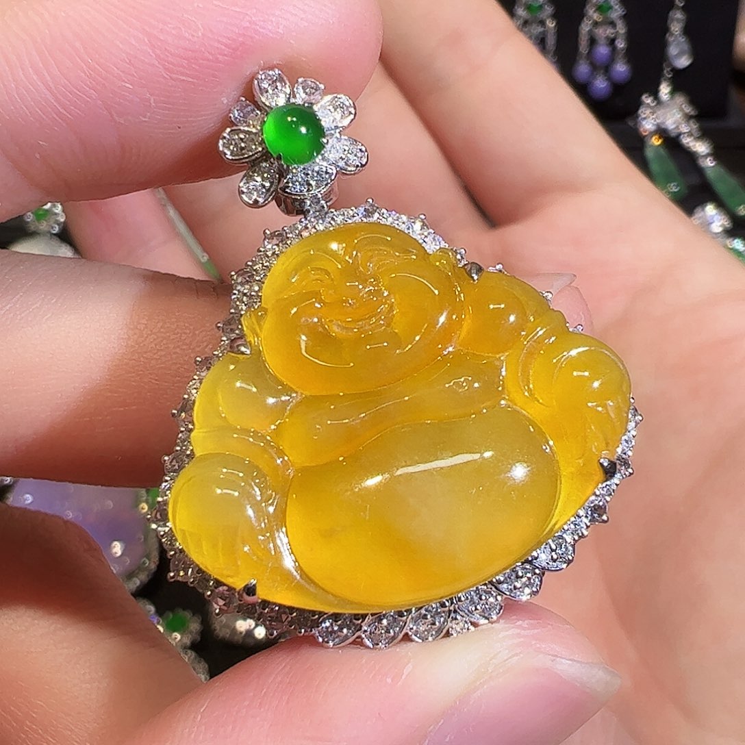 翡翠颈饰18K金镶嵌佛公