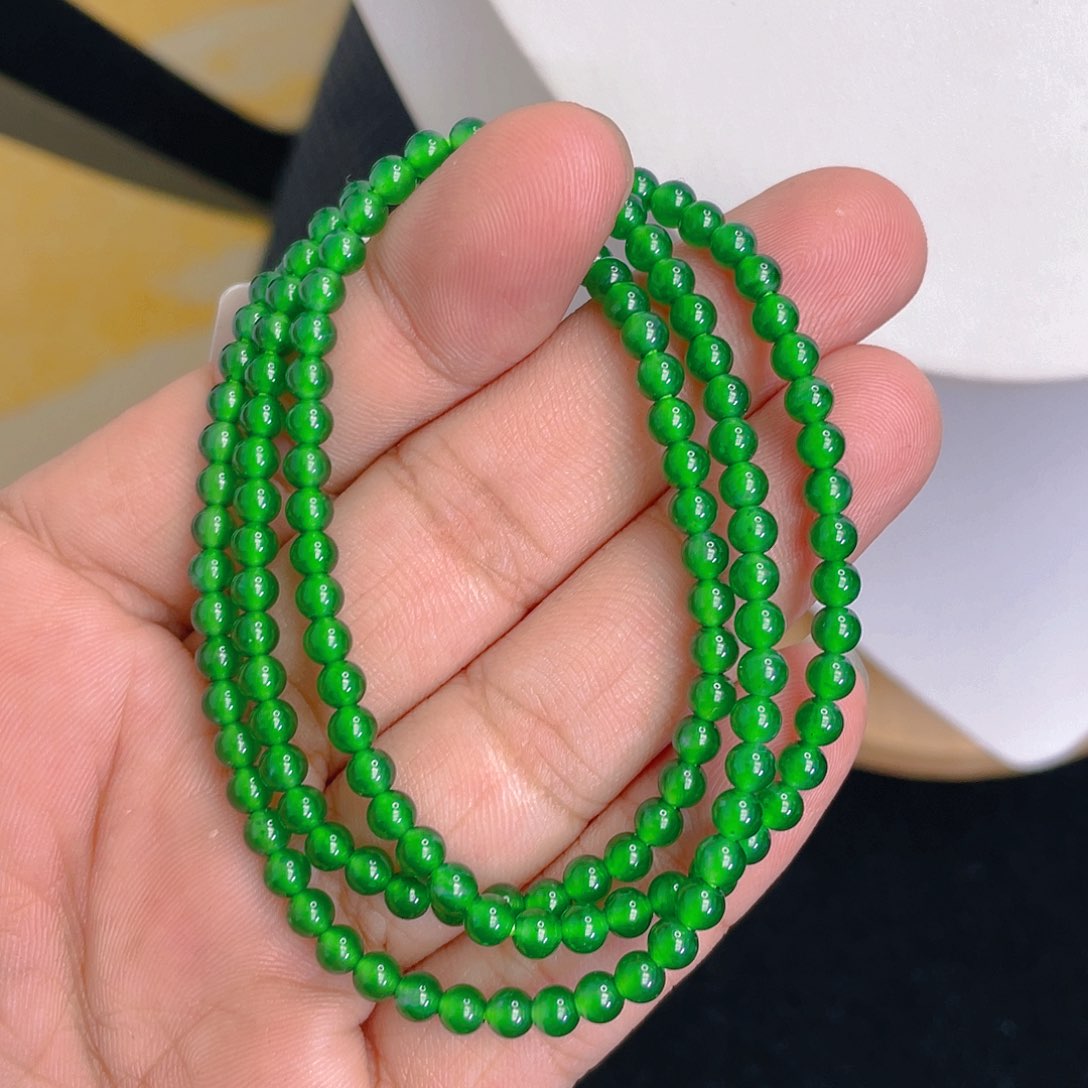 颈饰未镶嵌翡翠A货卡4