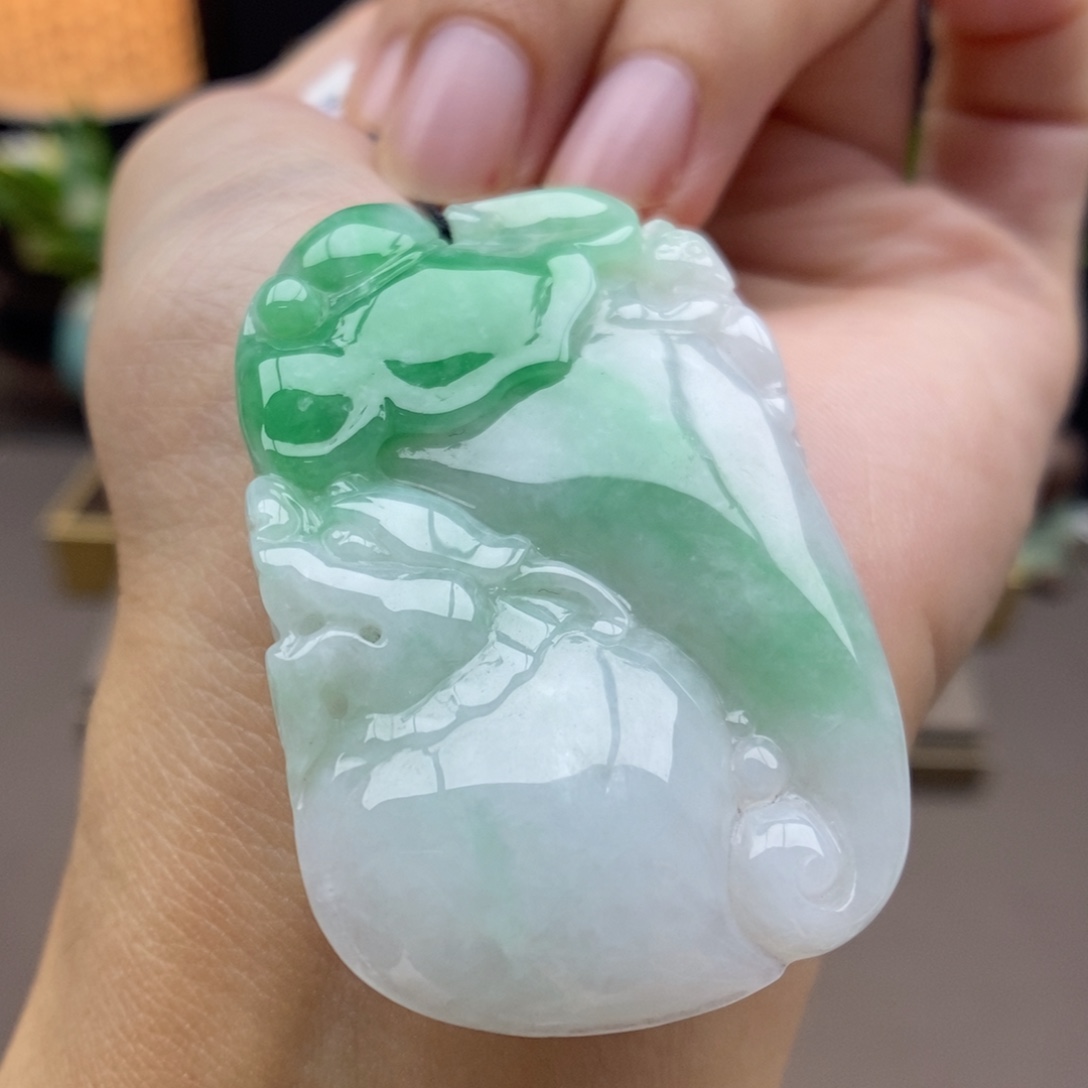 翡翠未镶嵌颈饰吊坠25