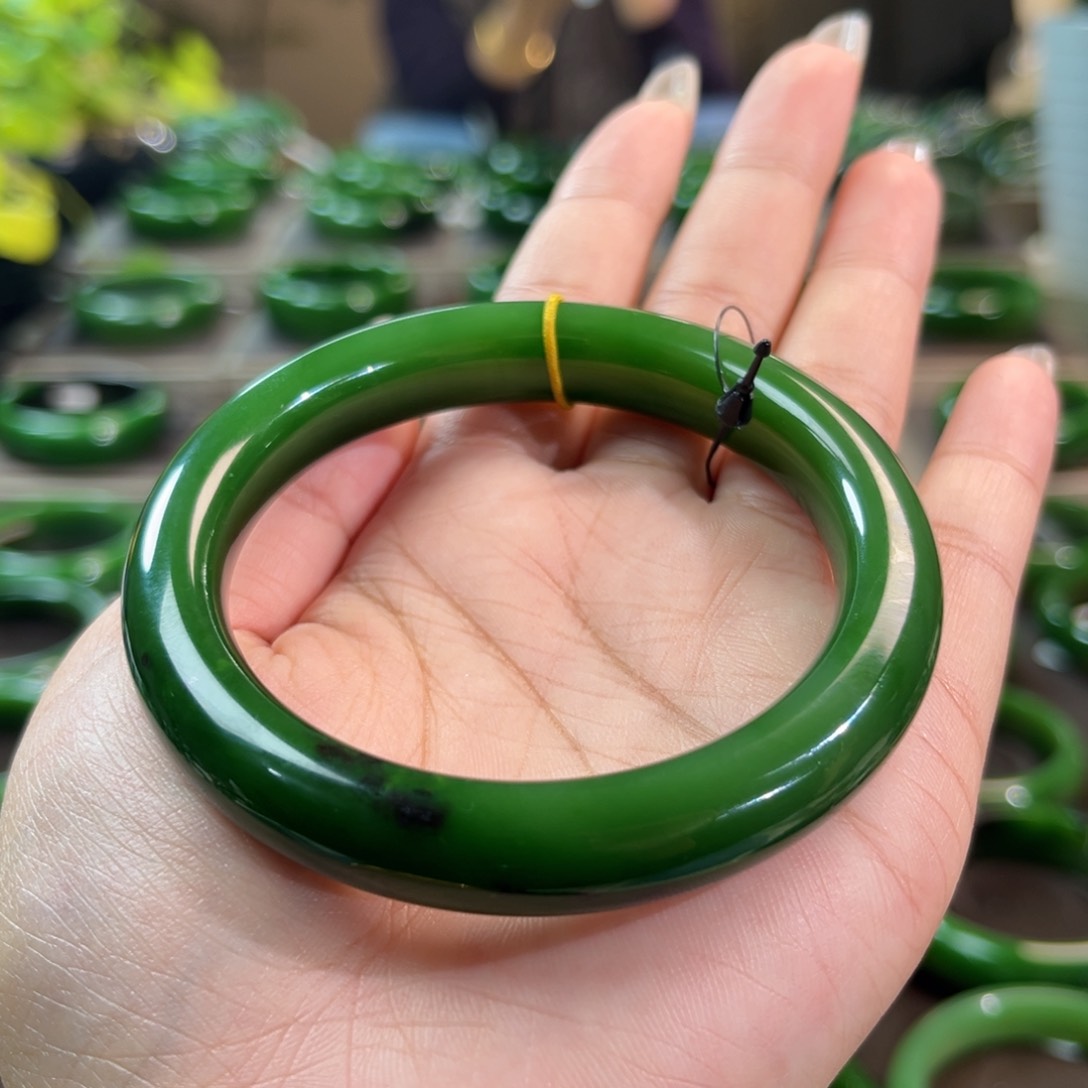 未镶嵌手镯和田玉（碧玉）5758 