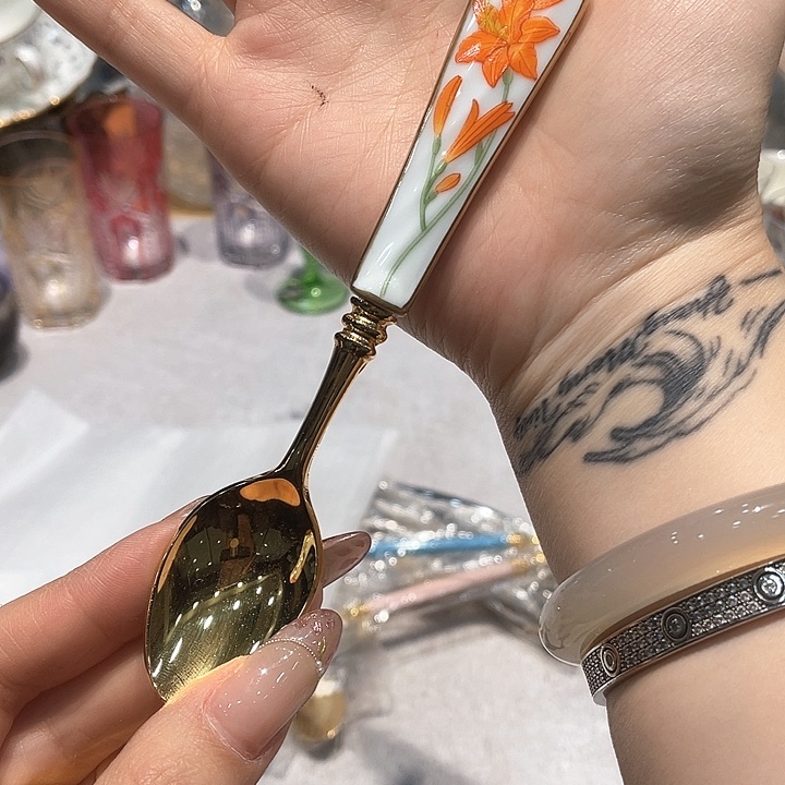 精品进口瓷器瓷片