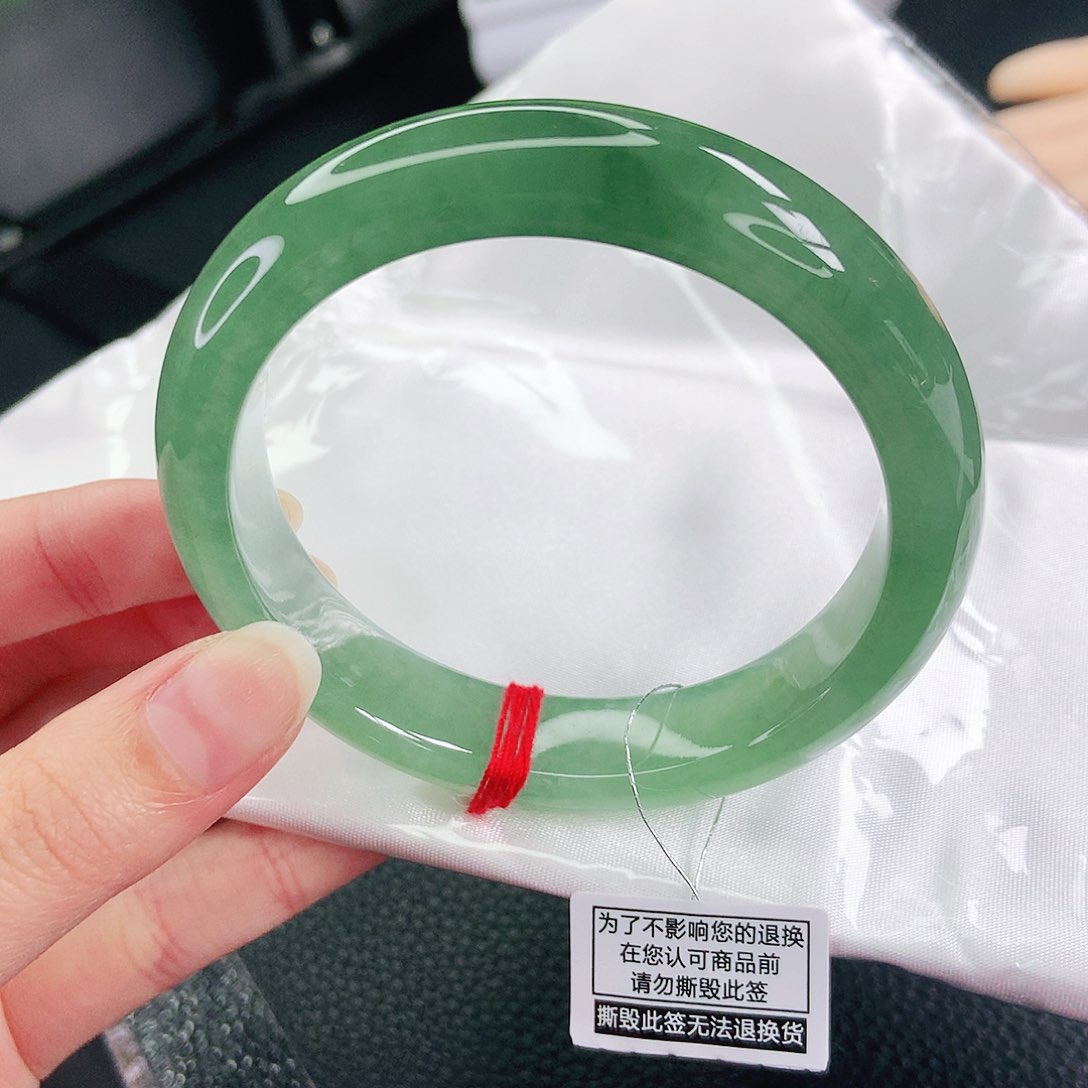 未镶嵌手镯翡翠57圈