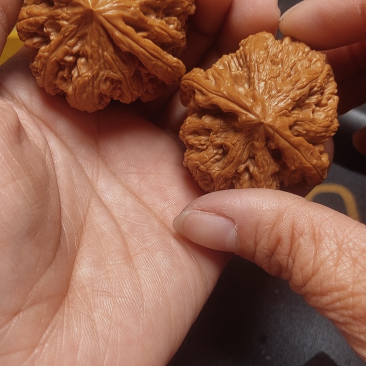 文玩核桃吊坠文玩100