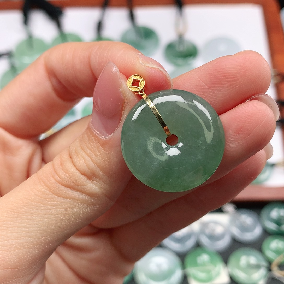 翡翠颈饰18K金镶嵌平安