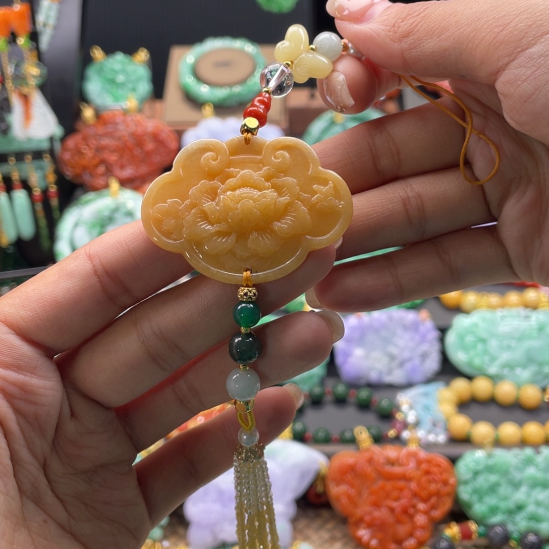 翡翠挂件未镶嵌代编织