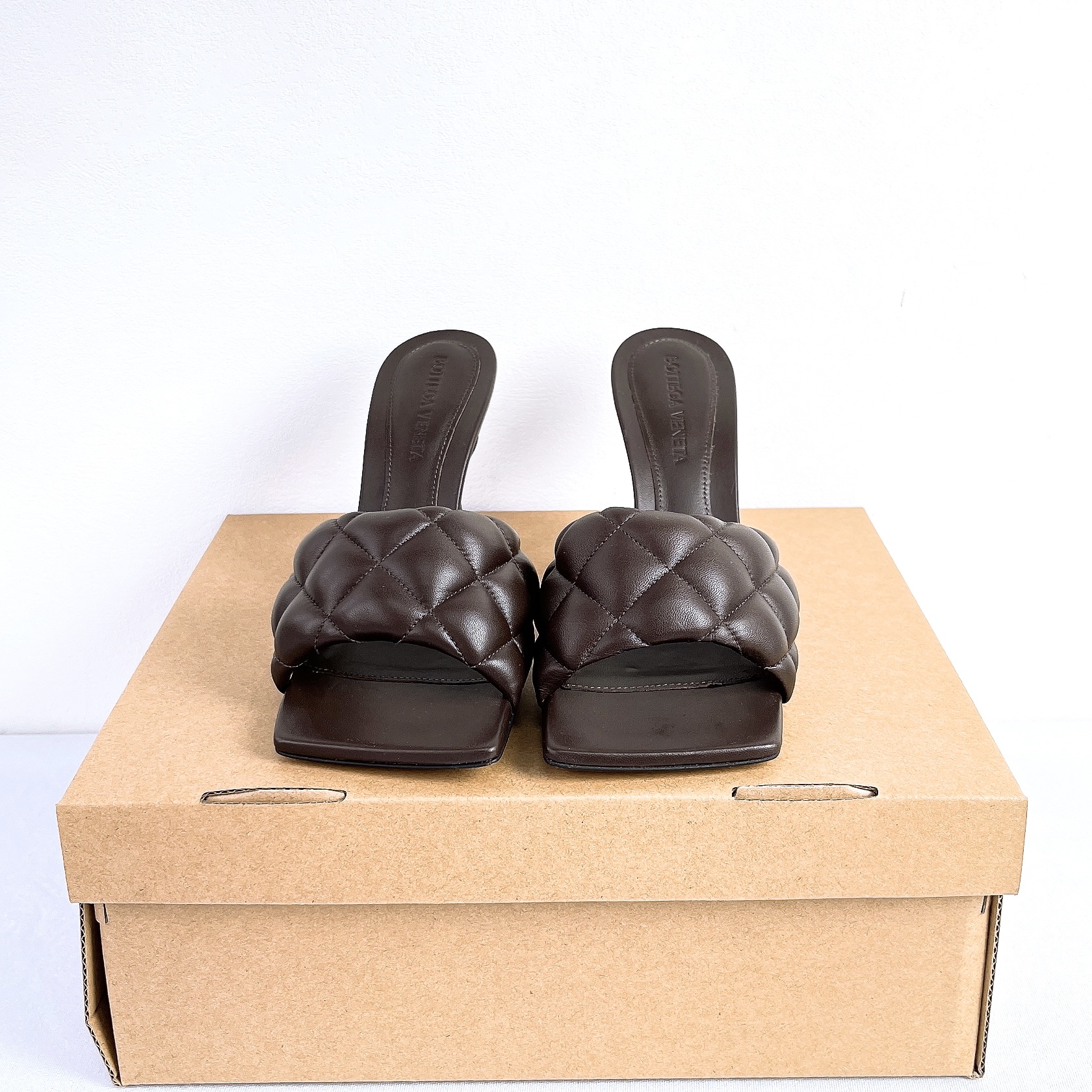 未使用 BOTTEGA VENETA/葆蝶家 闲置/高跟鞋/35.5码/Xspk2312