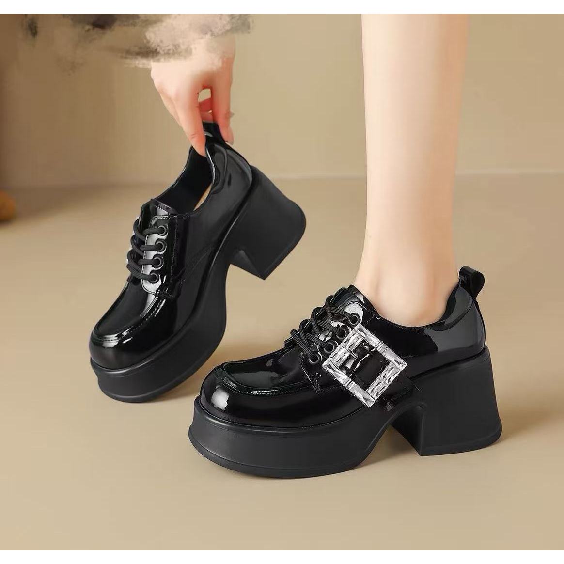 C9368   黑色  高端时尚厚底圆头深口女士乐福鞋黑