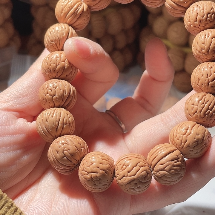 S***n桃核吊坠桃核手串元宝14