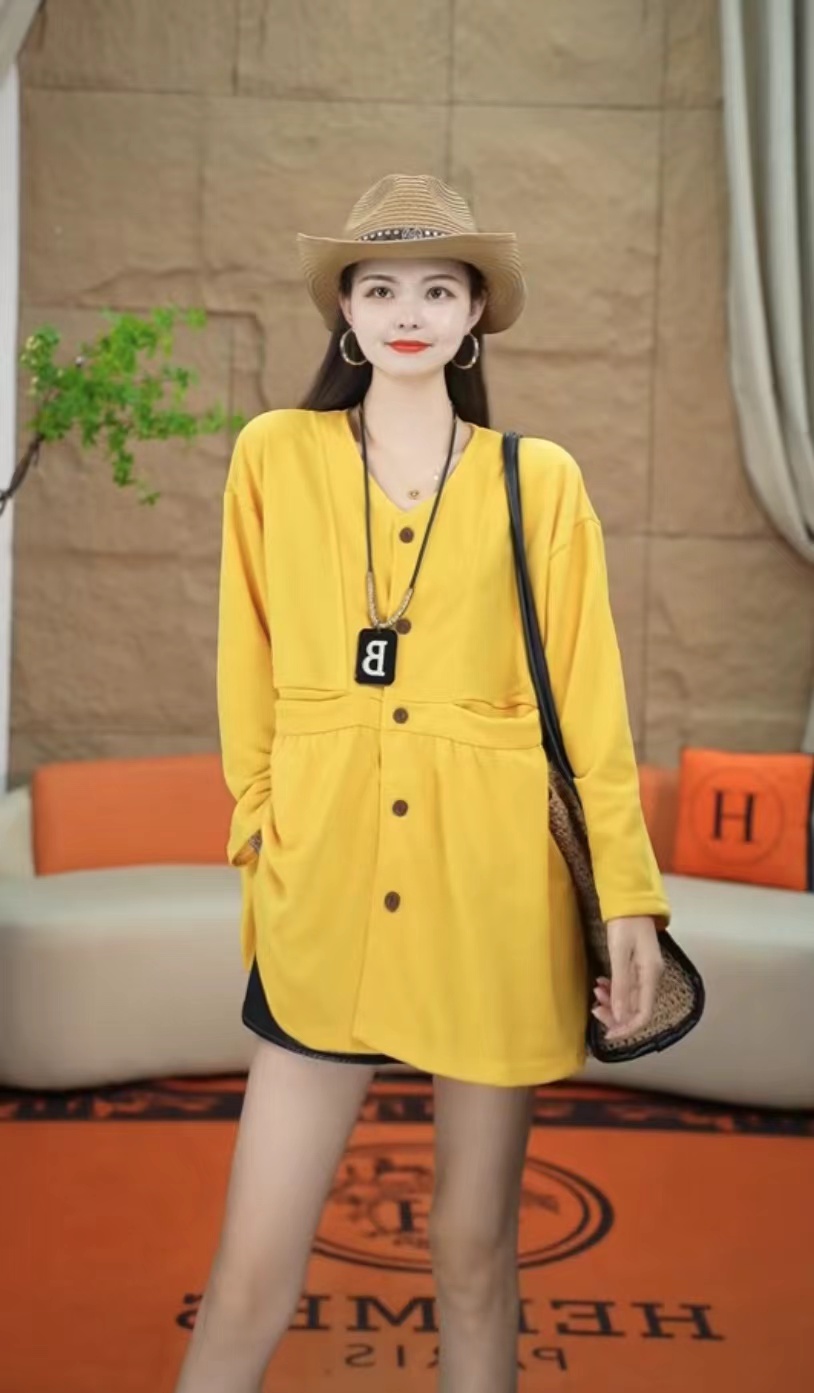 1123【安言服饰】单排扣不起球秋季休闲风纯色卫衣女装百搭中长款