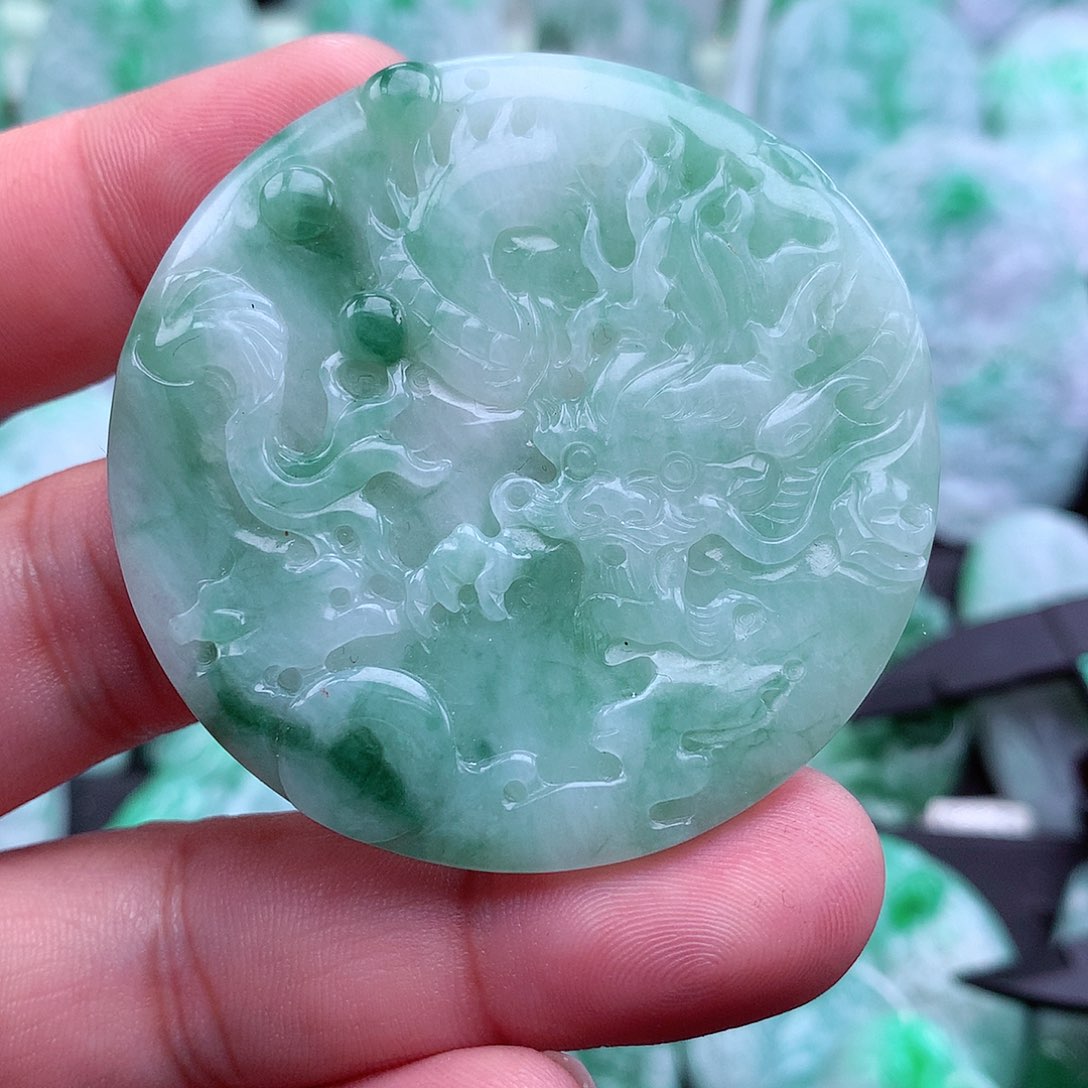 翡翠吊坠(不含链)未镶嵌