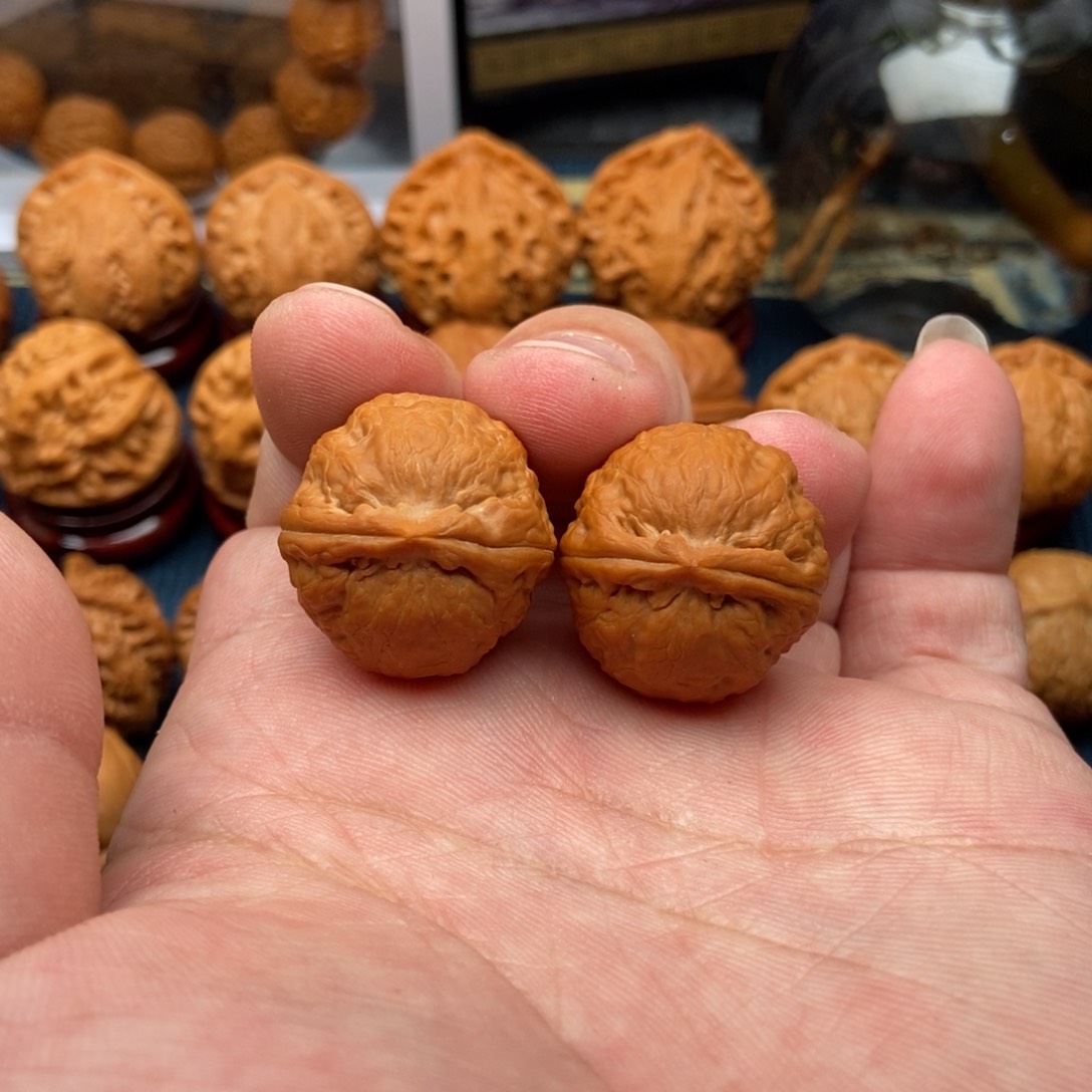 文玩核桃把件小金豆