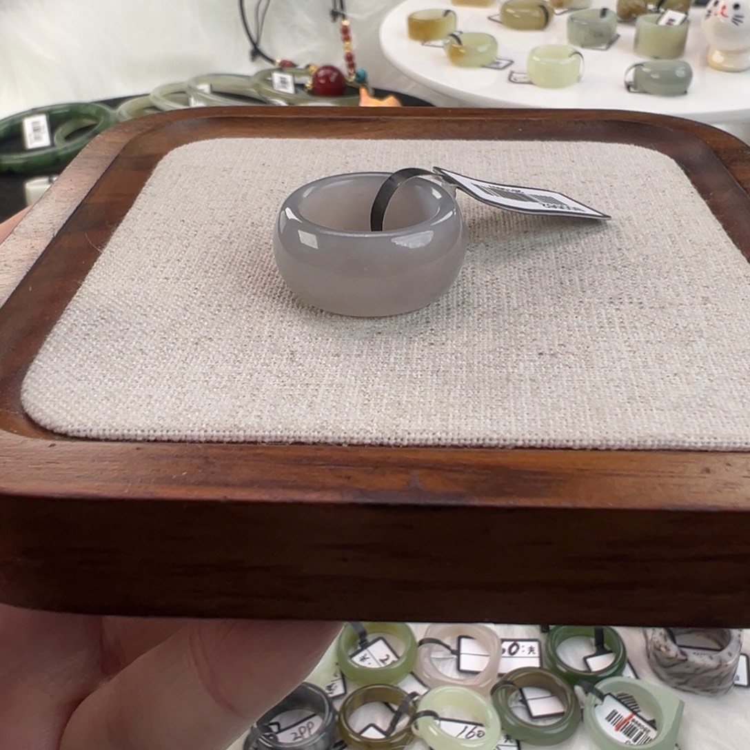 和田玉未镶嵌戒指w28淡紫轮胎16.4不退换