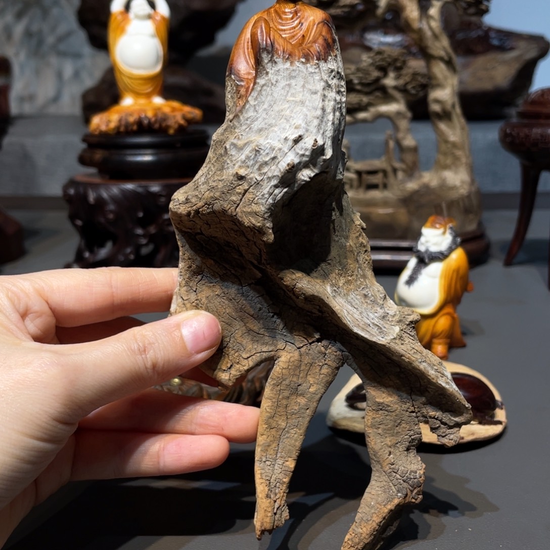 墨***室柏木（崖柏）无相摆件工艺品