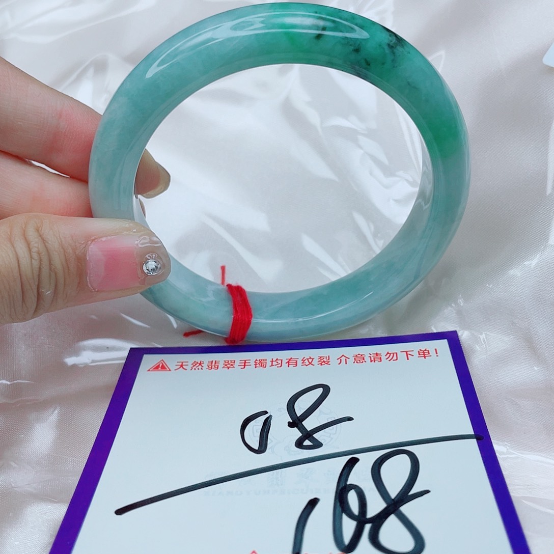 翡翠未镶嵌手镯翡翠