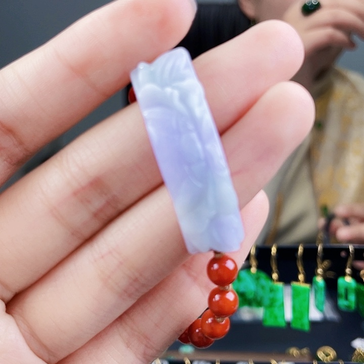 翡翠手镯未镶嵌饰品