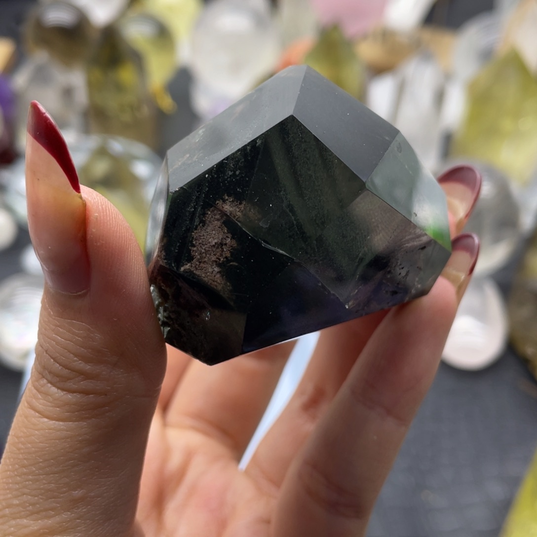 水晶56未镶嵌幽灵随形