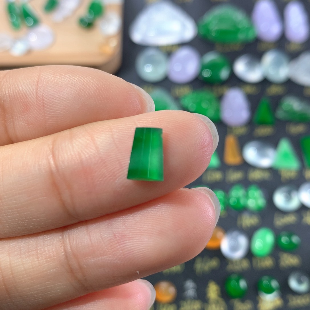 翡翠未镶嵌颈饰纯天然缅甸翡翠A货