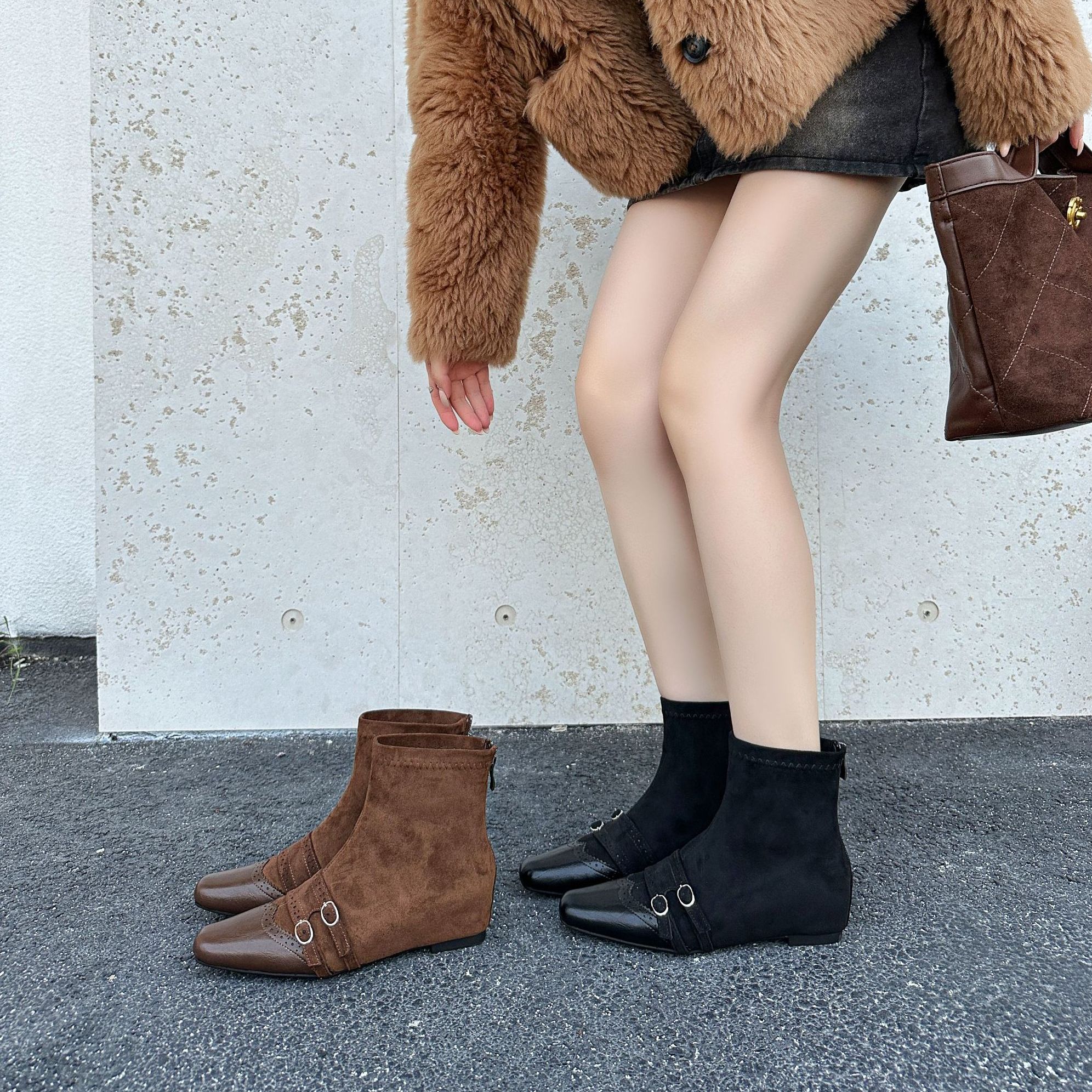 2025秋冬新款法式复古赫本风雕花拼接内增高瘦瘦靴时尚百搭短靴女