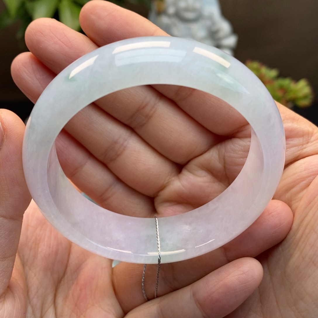 翡翠手镯未镶嵌天然