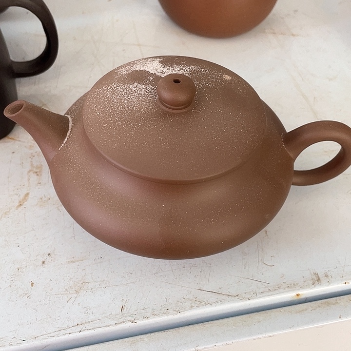 紫砂茶壶处理一把