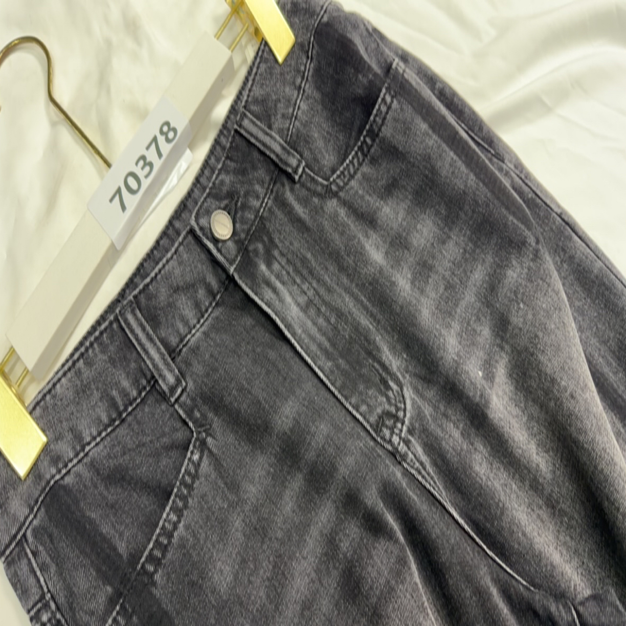 时尚女装【70378】贰11地面