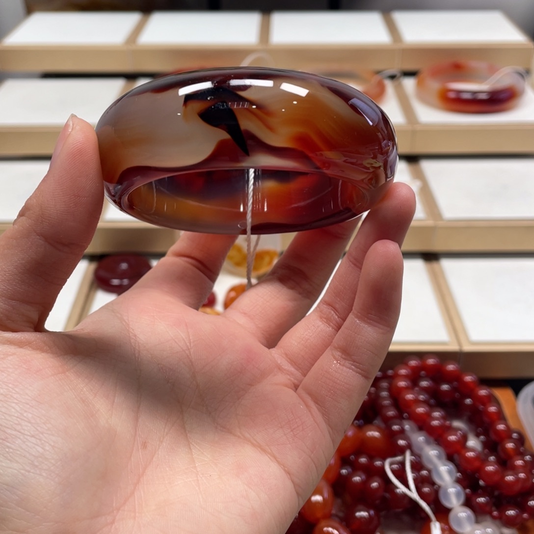 玛瑙/玉髓未镶嵌手镯