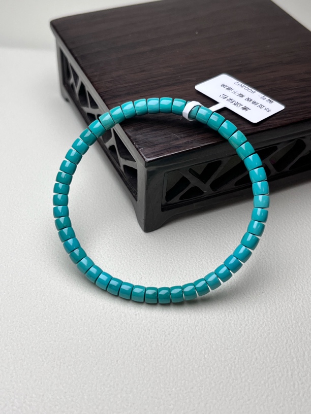 湖北竹山原矿高瓷绿色精工直切手串4.5mm单圈