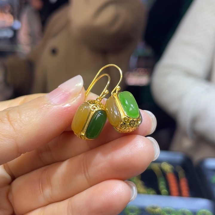 和田玉银S925镶嵌耳饰