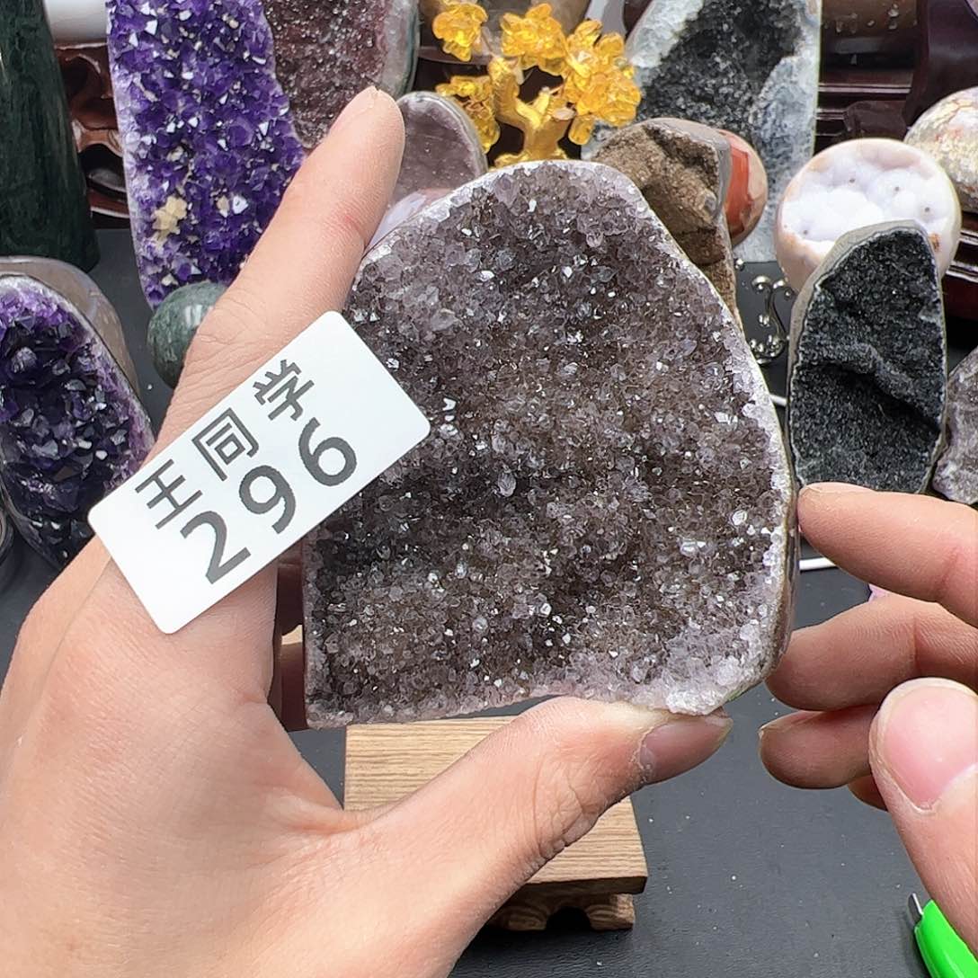 紫晶水晶摆件未镶嵌296