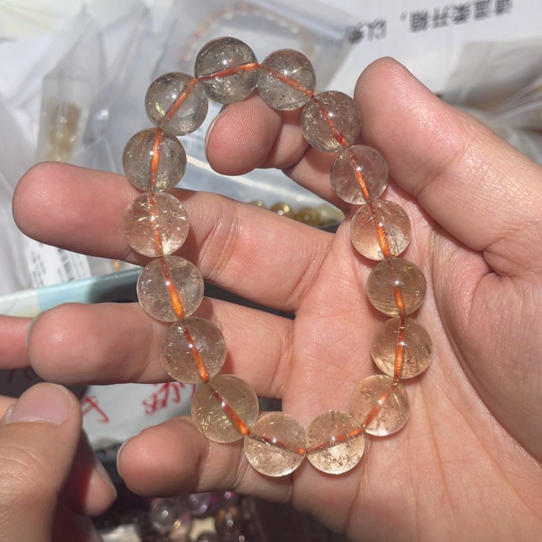 水晶手链未镶嵌汝****?手链