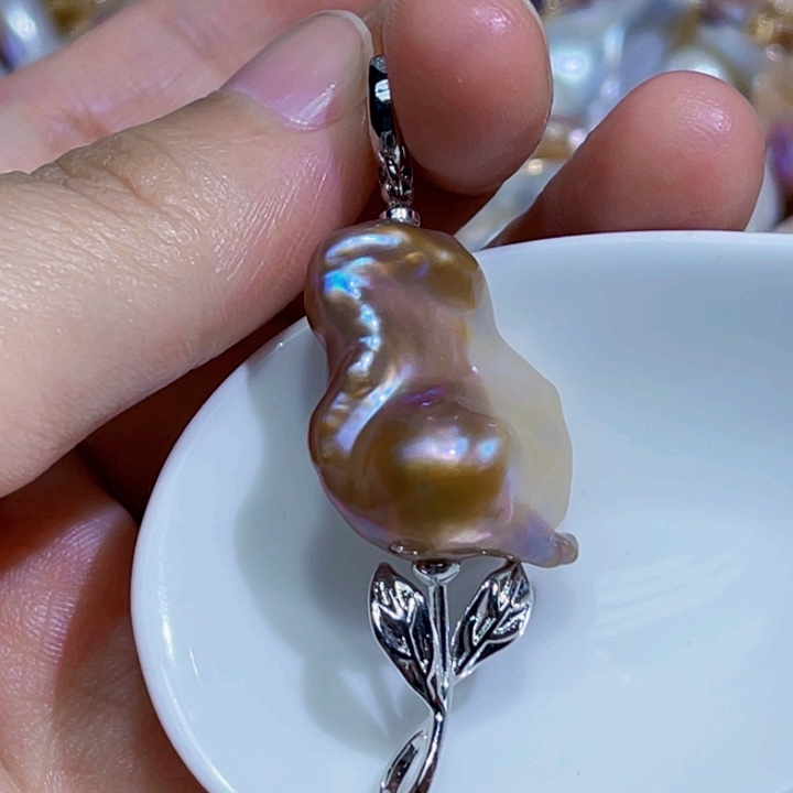 颈饰未镶嵌淡水珍珠
