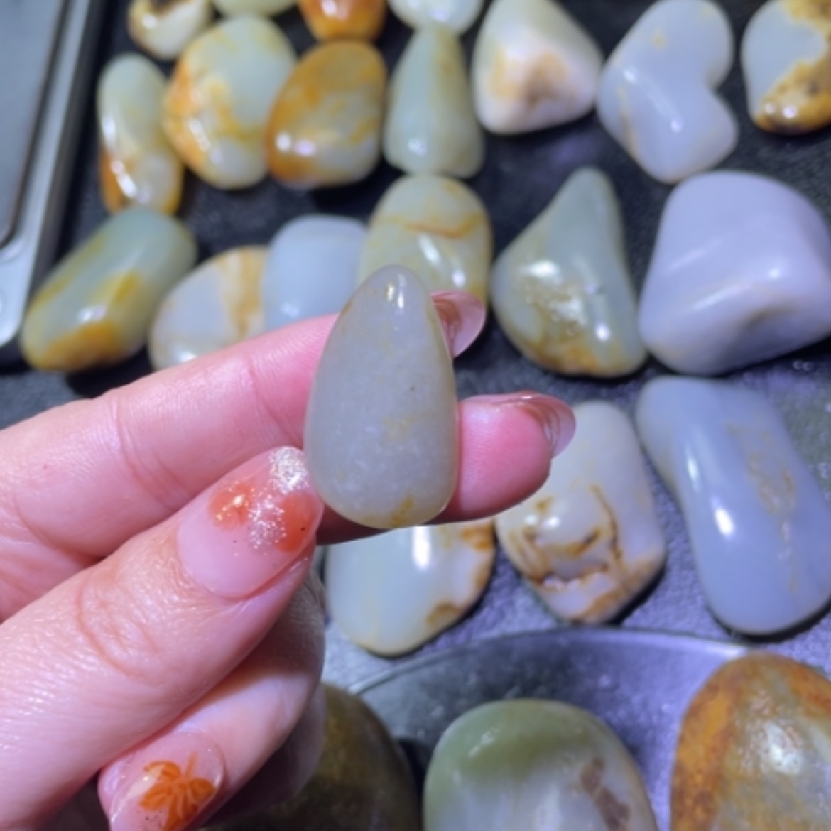 【闪购商品】颈饰未镶嵌和田玉名*