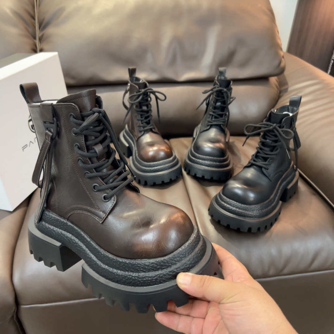 2025高品质广州正版轻便舒适增高8厘米超酷马丁靴～女款抖真皮靴子