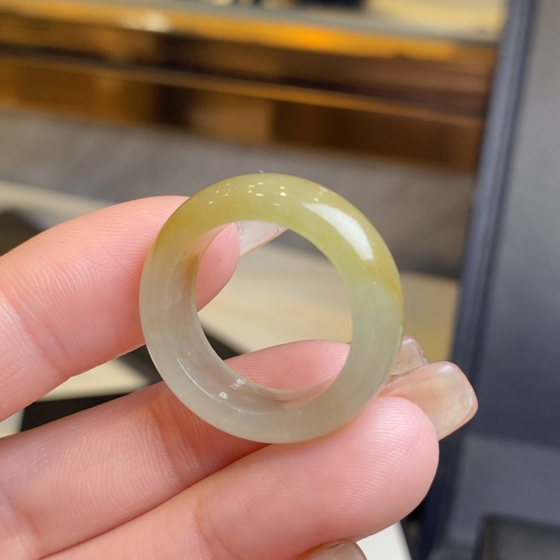 翡翠戒圈未镶嵌冰飘黄翡