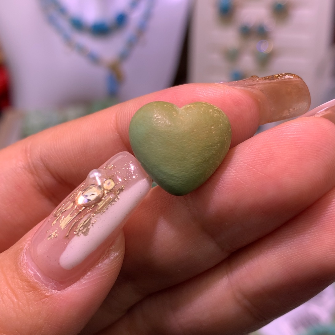 绿松石珠宝奇石未镶嵌屁桃（秒）