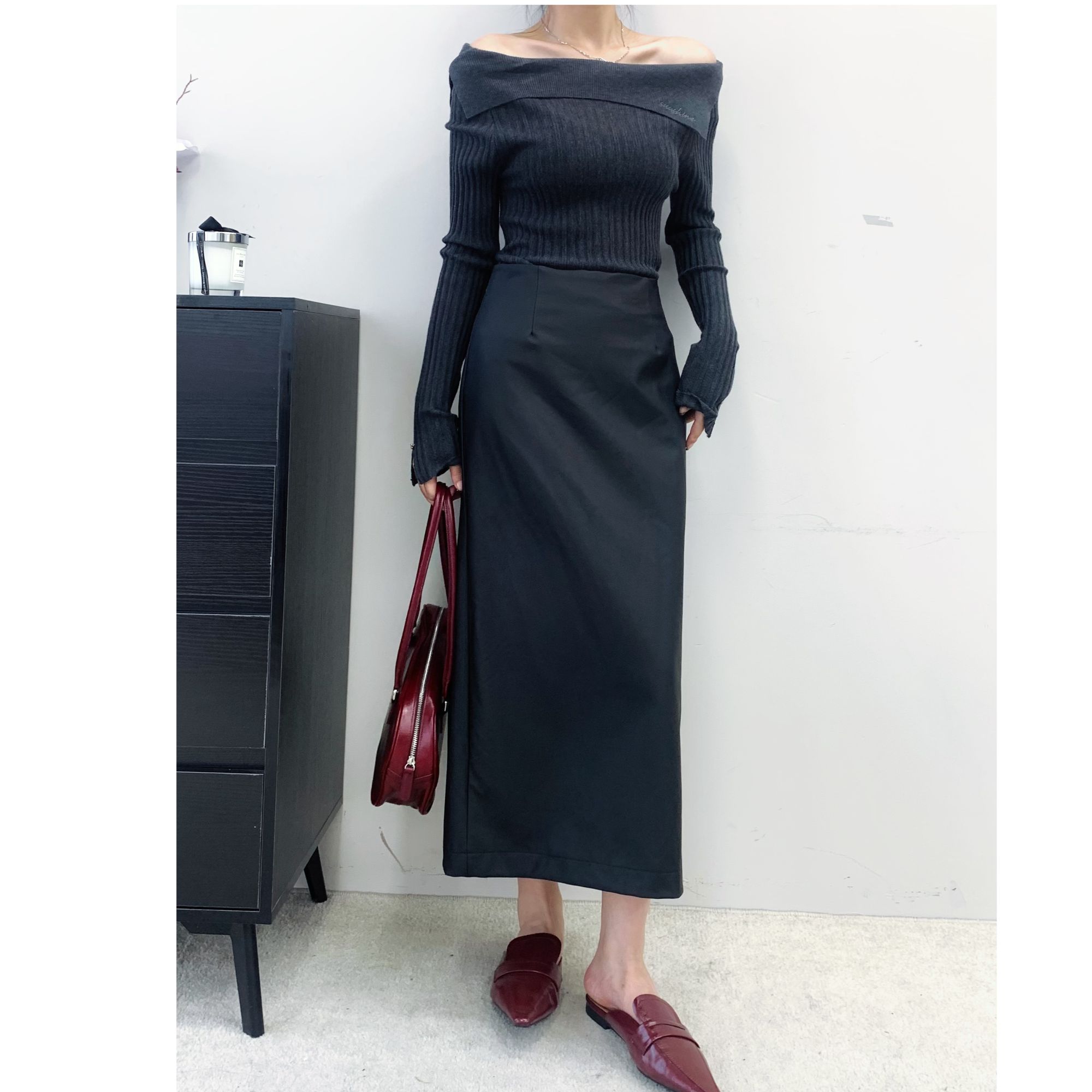 开叉A字半身直筒裙