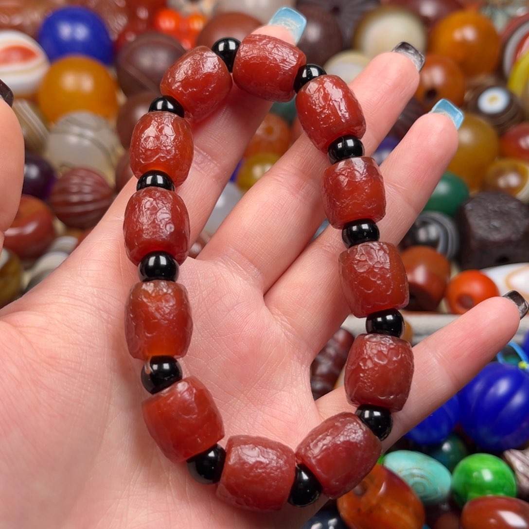 玛瑙/玉髓颈饰未镶嵌