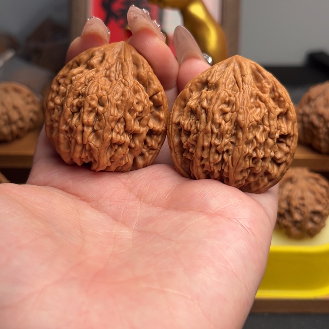 把件文玩核桃虎头王43修